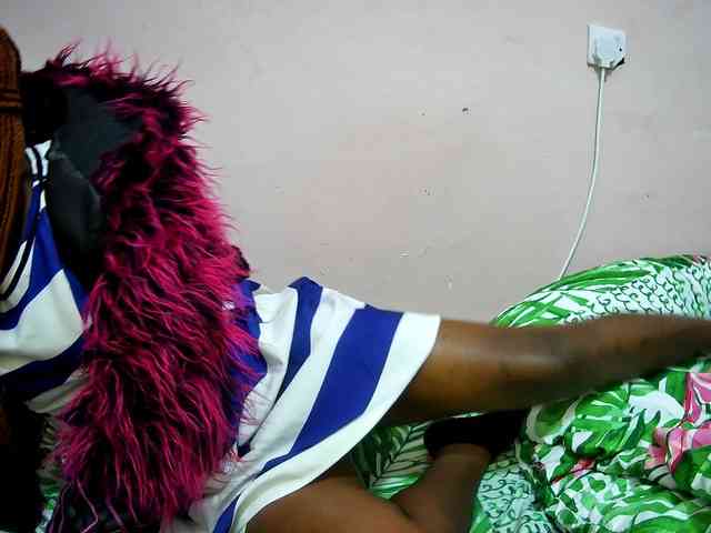 petite-tasha webcam