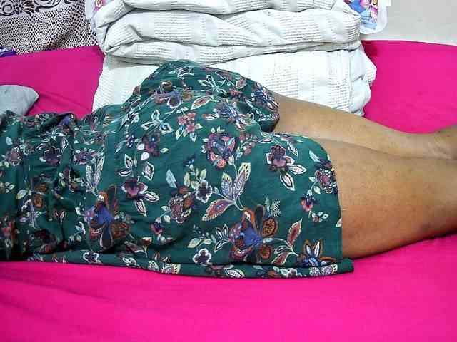 petite-tasha webcam