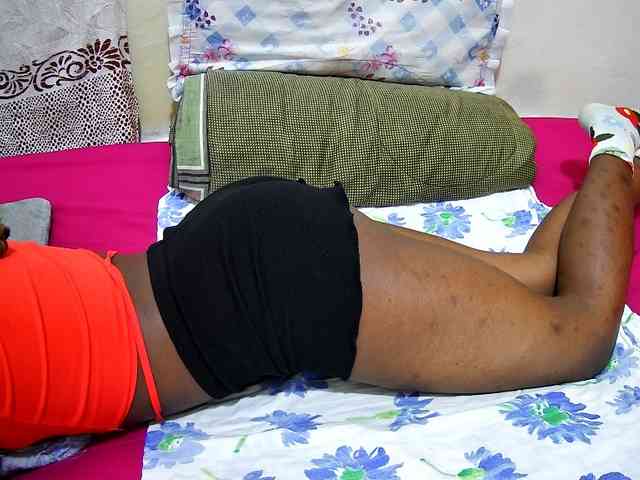 petite-tasha petite-tasha