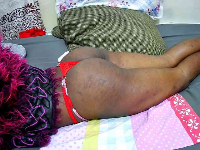 petite-tasha petite-tasha