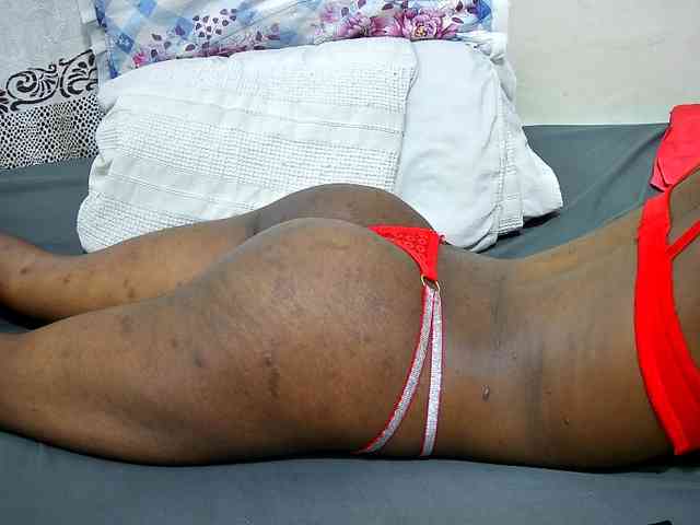 petite-tasha webcam