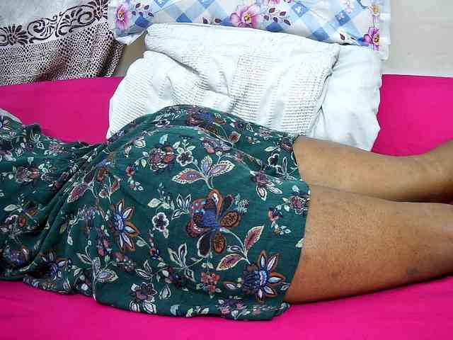 petite-tasha webcam