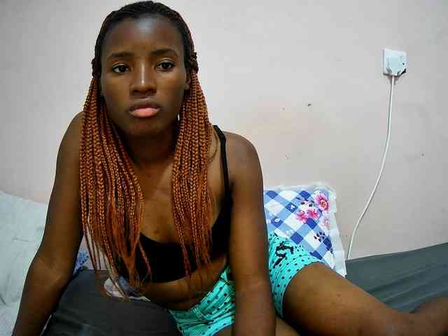 petite-tasha webcam