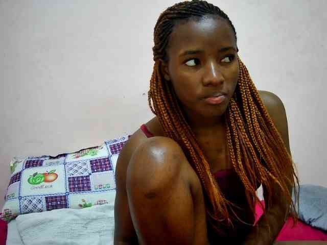 petite-tasha webcam