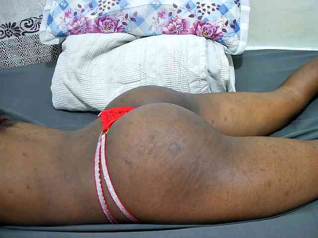 petite-tasha webcam