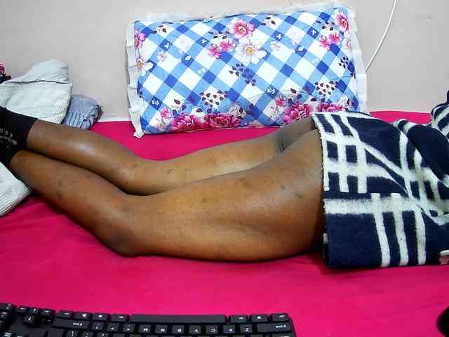 petite-tasha webcam