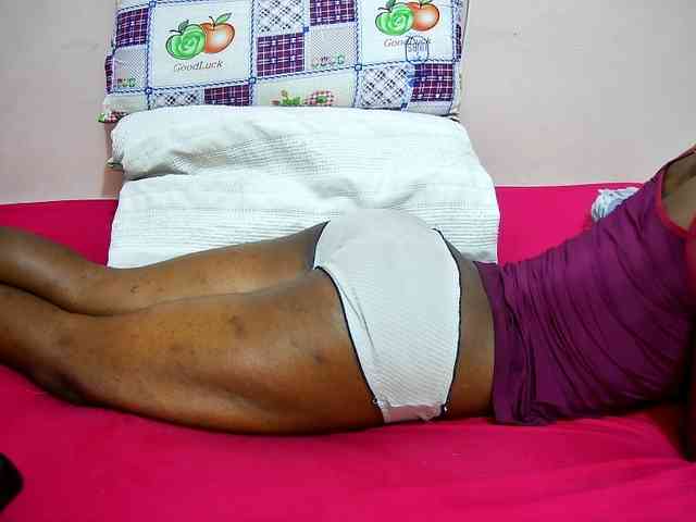 petite-tasha webcam
