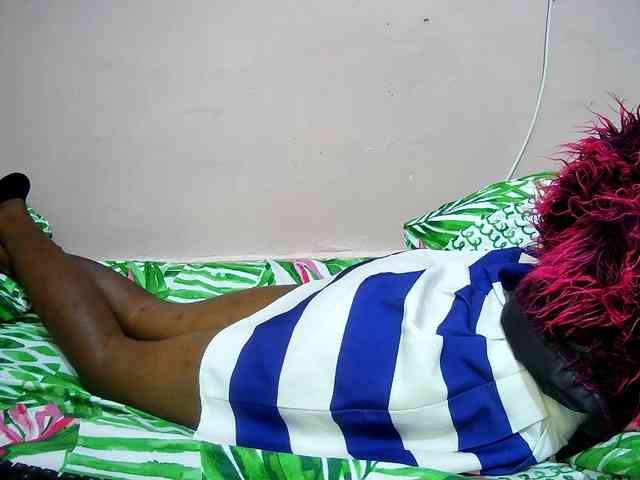 petite-tasha webcam