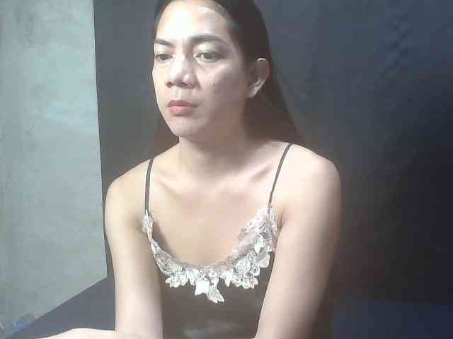 Francelle143ts Live Webcam on BongaCams