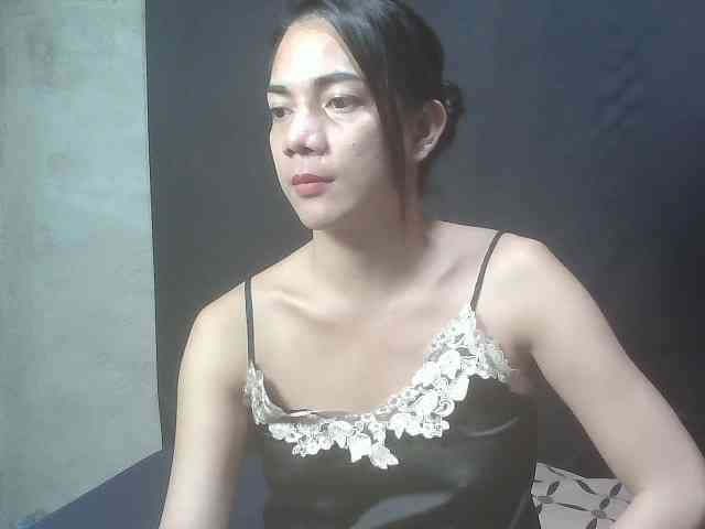 Francelle143ts Live Webcam on BongaCams