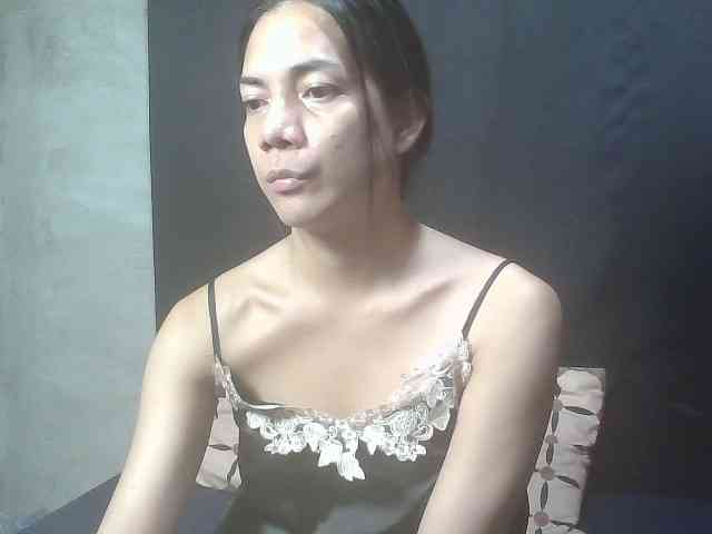 Francelle143ts Live Webcam on BongaCams