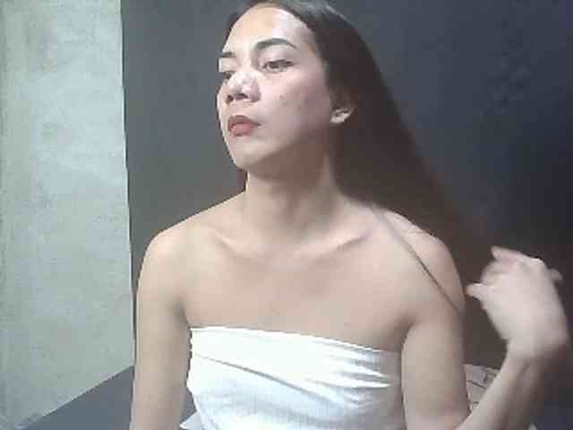 Francelle143ts Live Webcam on BongaCams