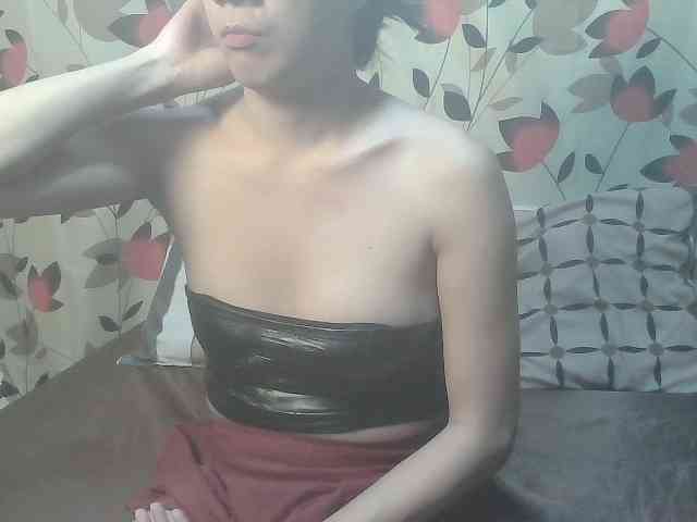 Francelle143ts Live Webcam on BongaCams