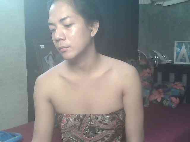 Francelle143ts Live Webcam on BongaCams