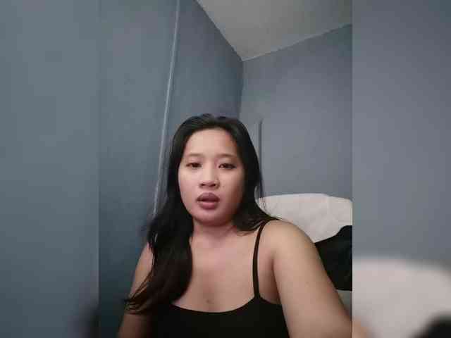 Sofia-xoxo webcam