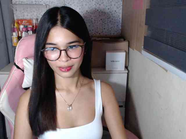 sweetleigh18 Live Webcam on BongaCams sweetleigh18 Live Webcam on BongaCams