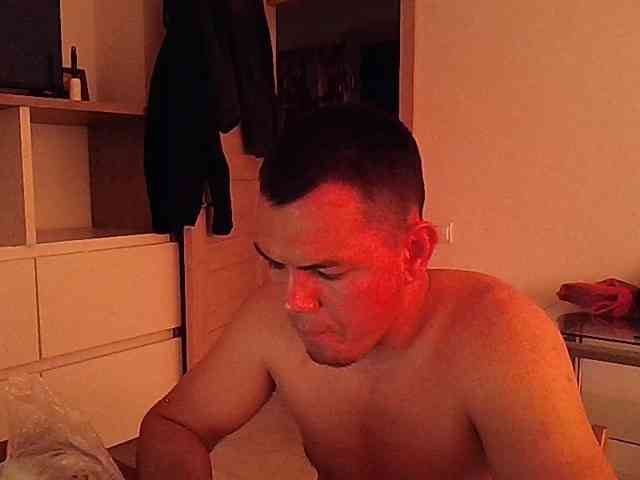 Markus0994 Live Webcam on BongaCams