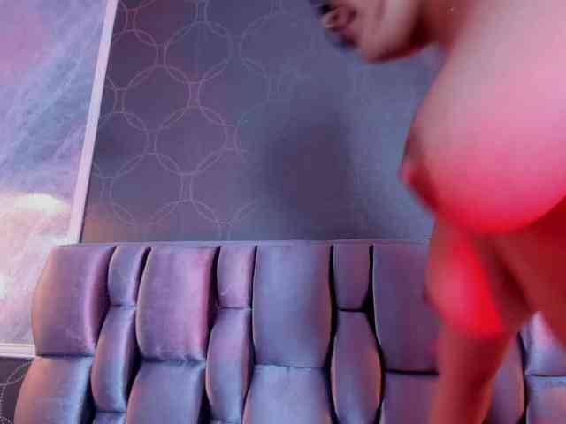 Janette-Jones webcam