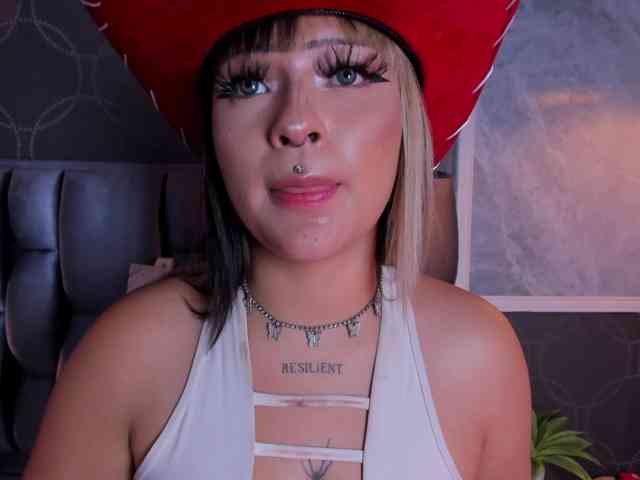 Janette-Jones webcam