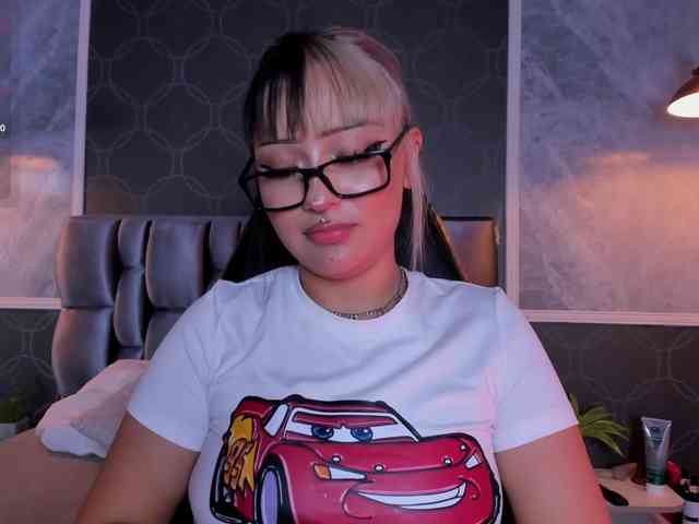 Janette-Jones webcam