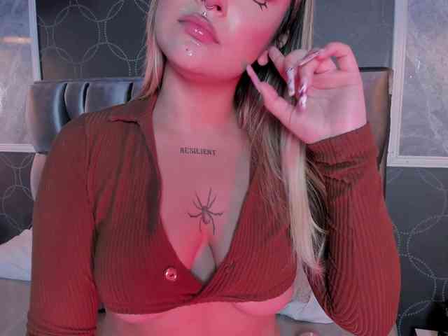 Janette-Jones webcam