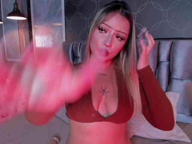 Janette-Jones webcam