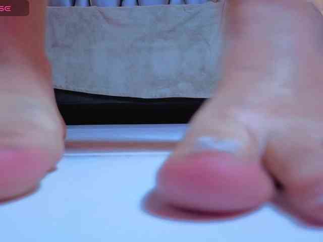 Janette-Jones webcam