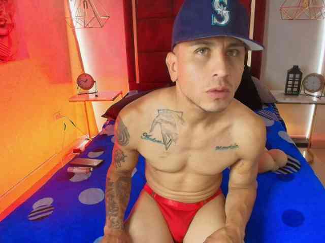 ThonixxxMr ThonixxxMr