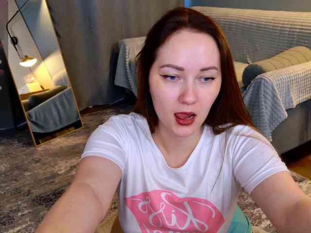 PomeloLove webcam
