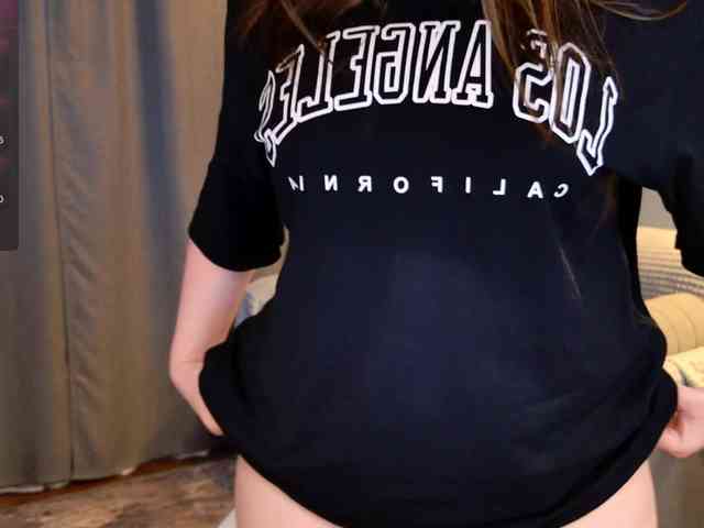 PomeloLove webcam