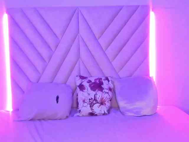 TiffanyWest TiffanyWest