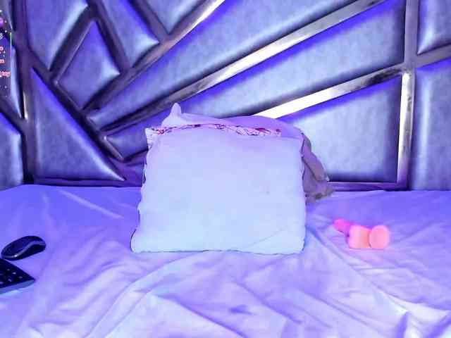 TiffanyWest TiffanyWest