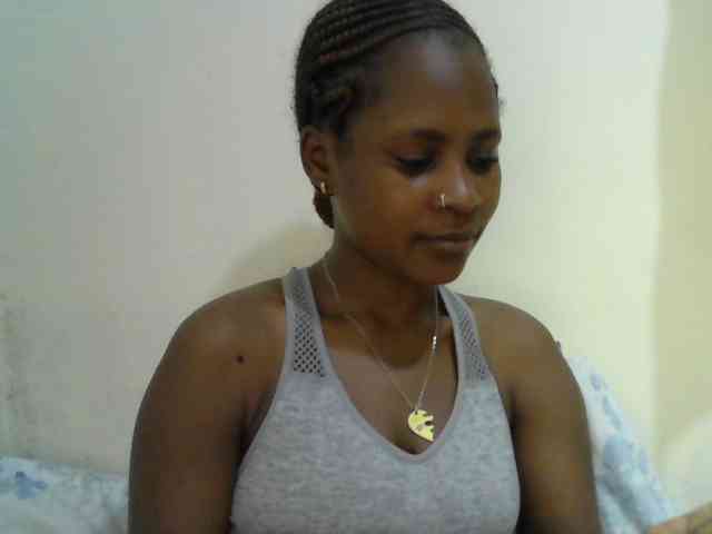 prettydoll2 webcam