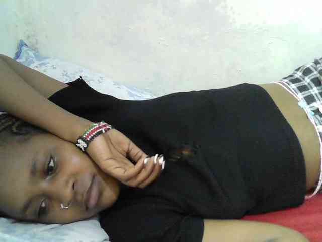 prettydoll2 webcam