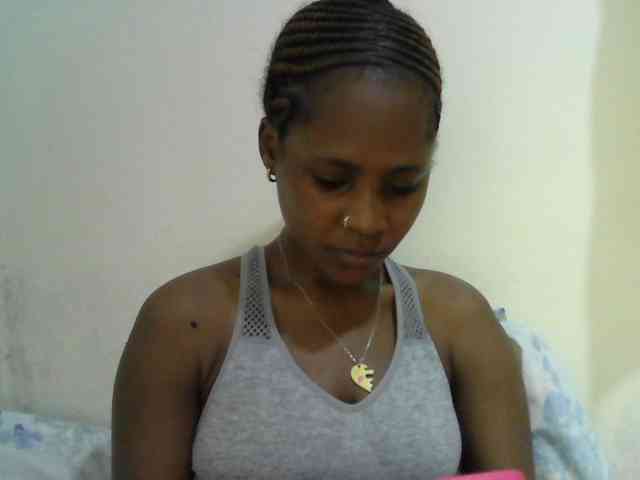 prettydoll2 webcam