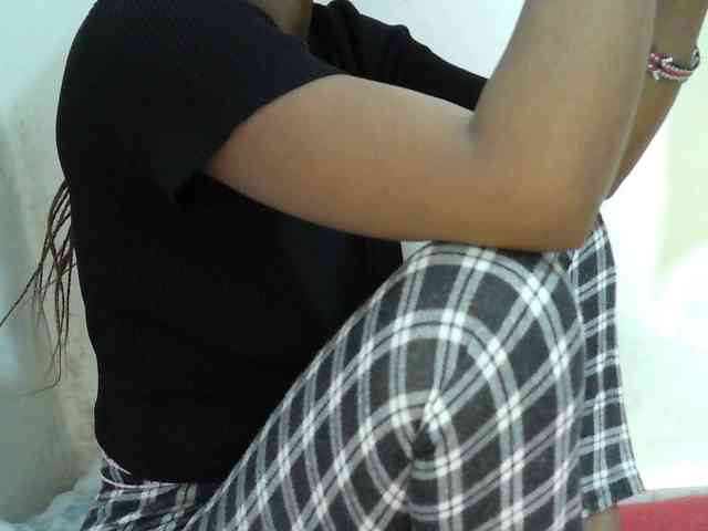 prettydoll2 webcam