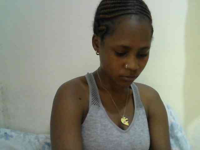 prettydoll2 webcam