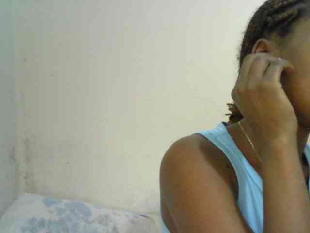 prettydoll2 webcam
