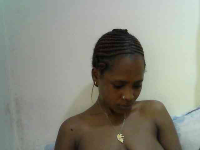 prettydoll2 webcam