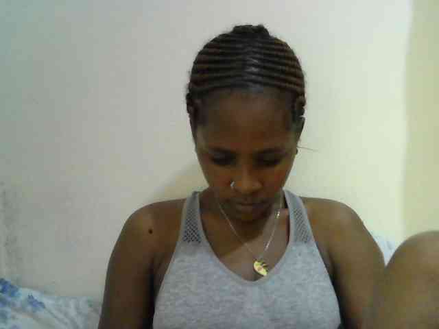 prettydoll2 webcam