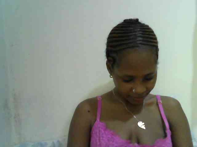 prettydoll2 webcam