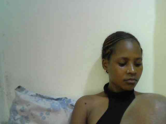 prettydoll2 webcam