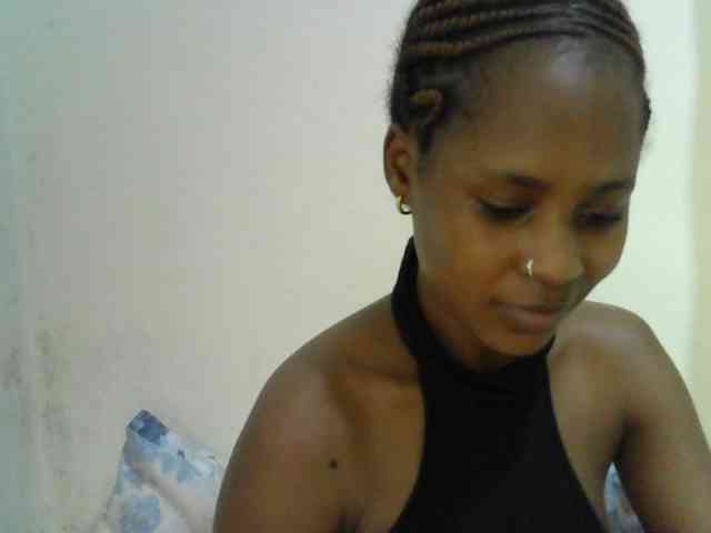 prettydoll2 webcam