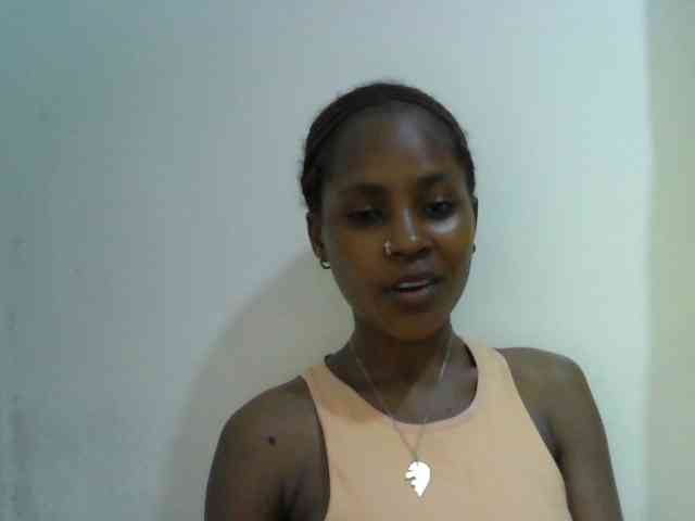 prettydoll2 webcam