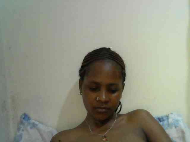prettydoll2 webcam