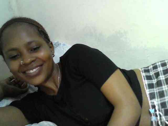 prettydoll2 webcam