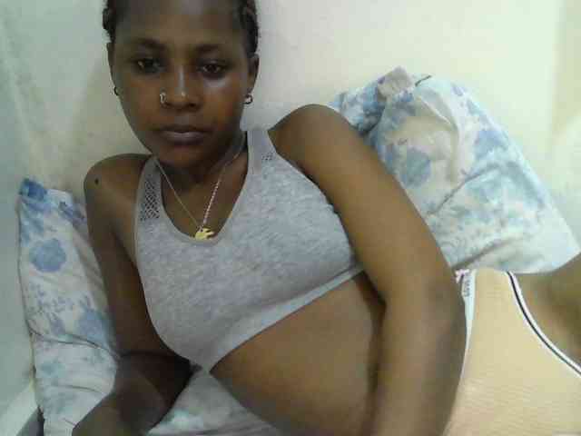 prettydoll2 webcam