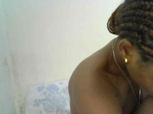 prettydoll2 webcam