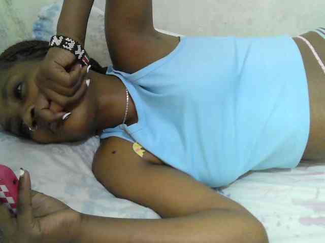 prettydoll2 webcam