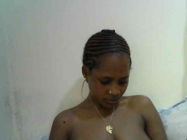 prettydoll2 webcam